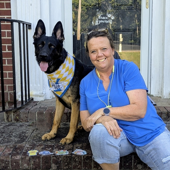 Meet your Posher, Kimberly - Picture 1 of 1